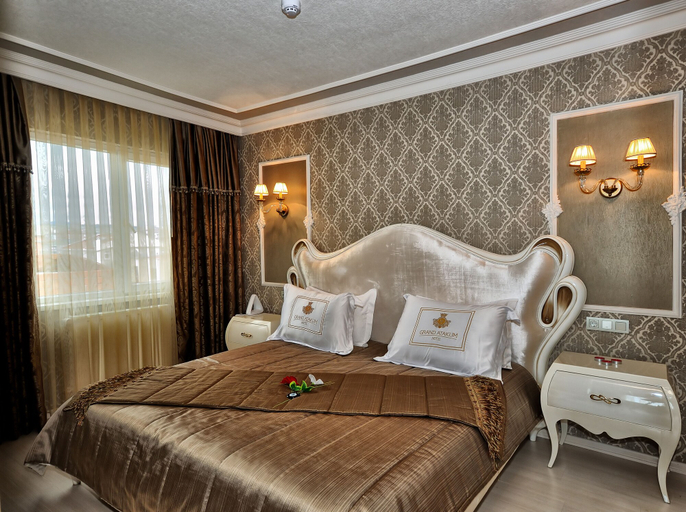 Bedroom 2, Grand Atakum Hotel, Merkez