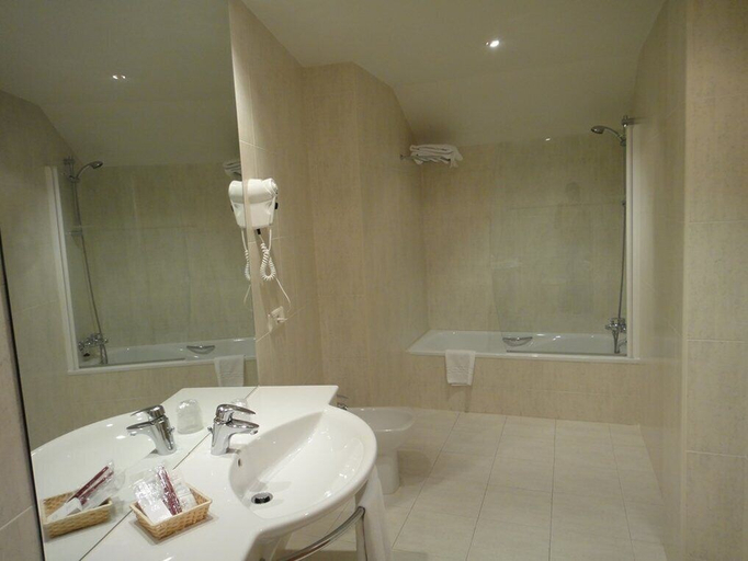 Bathroom 4, Palacio Congresos, Palencia
