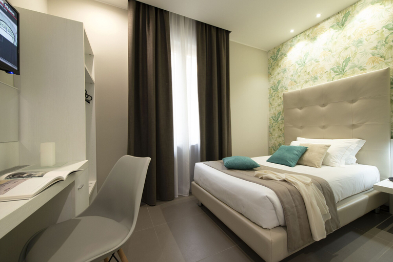 Bedroom 4, Hotel H21, Milano