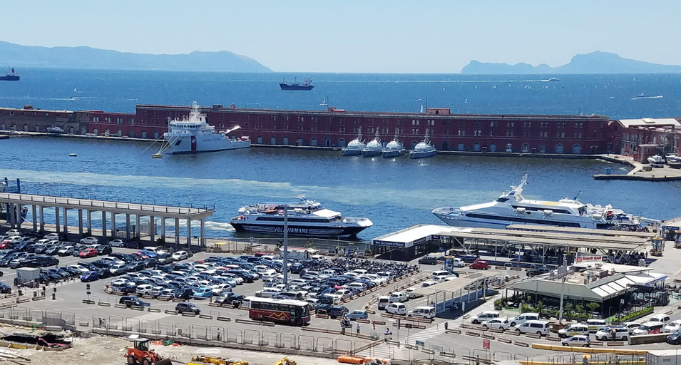 Exterior & Views 2, Maschio Angioino Suite, Napoli
