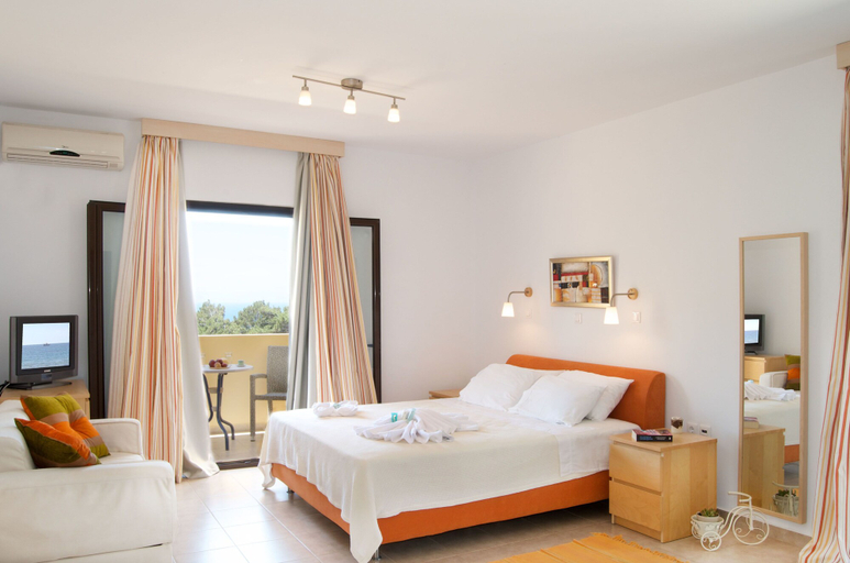Bedroom 4, Miraluna Hotel, South Aegean