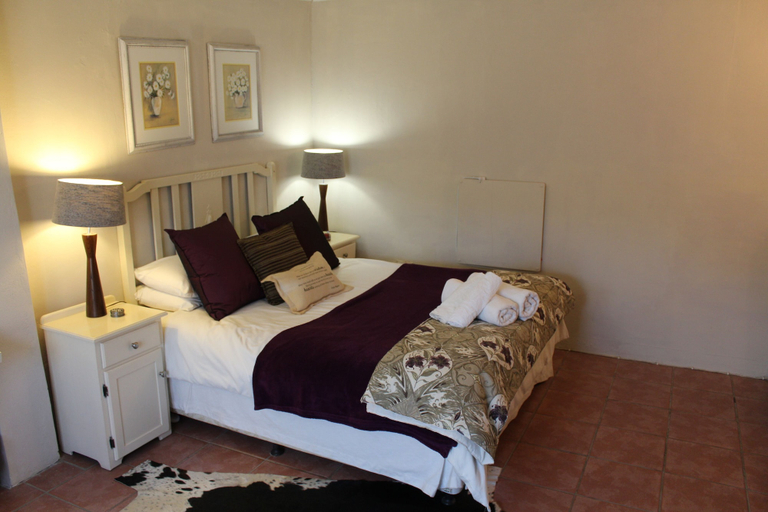 Bedroom 3, Dekotzenhof, Gert Sibande