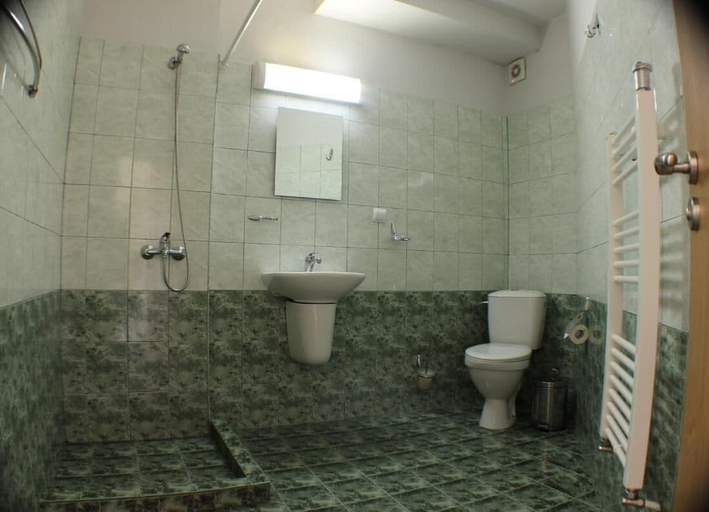 Bathroom 4, Hotel Grand, Samokov