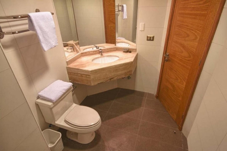Bathroom 4, Hotel Diego de Almagro Iquique, Iquique