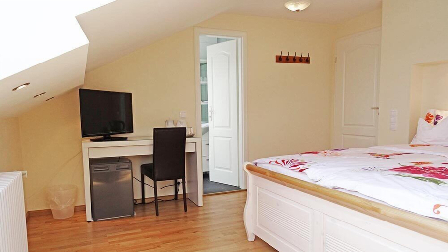 Bedroom 4, Casa Cristina- Kurpension und Appartements, Breisgau-Hochschwarzwald