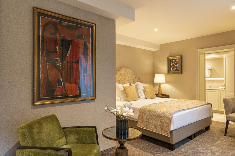 Bedroom 3, Dukes’ Palace Residence – by Dukes’ Hotel Collection, West-Vlaanderen