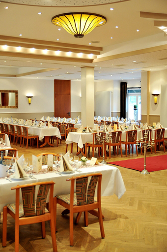 Food & Drinks 5, Hotel Restaurant Burgerklause Tapken, Cloppenburg