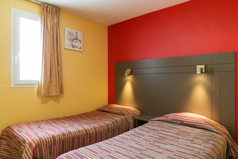 Bedroom 4, Hôtel Confort Le Moulin Rouge, Dordogne