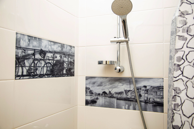 Bathroom 3, Apartments on Gorodotska st. 80, L'vivs'ka