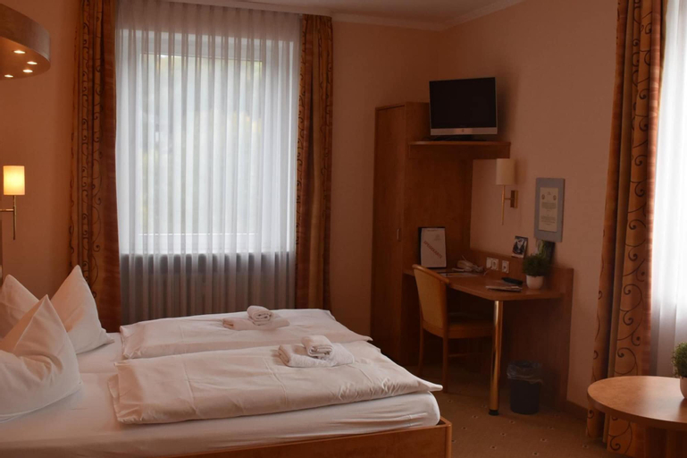 Bedroom 4, Hotel am Bahnhof, Limburg-Weilburg