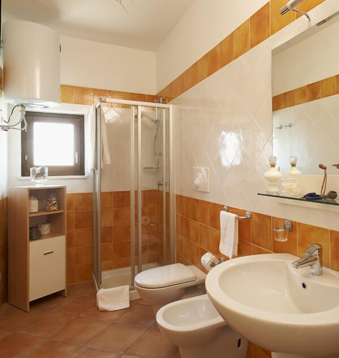 Bathroom 5, Argonauti Greenblu Resort, Matera