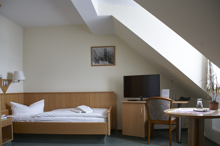 Bedroom 3, Hotel Am Schloß, Schwerin