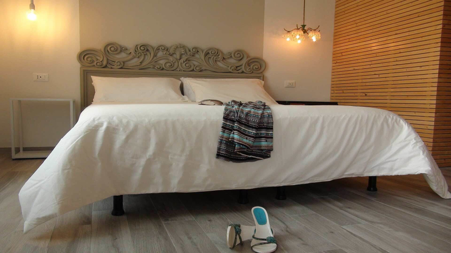 Bedroom 4, Room 55, Syracuse