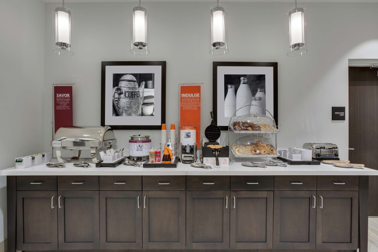 Food & Drinks 5, Hampton Inn Fort Lauderdale Pompano Beach, Broward