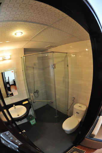 Bathroom 4, Than Thien Friendly Hotel, Huế