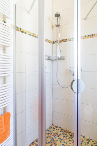 Bathroom 5, Pension Sieg, Ortenaukreis