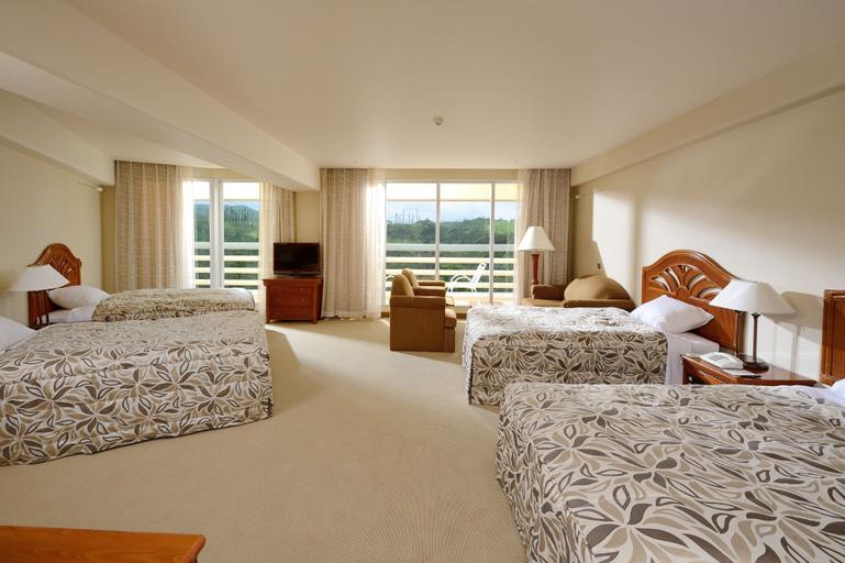 Bedroom 3, Rizzan Sea Park Hotel Tancha Bay, Onna