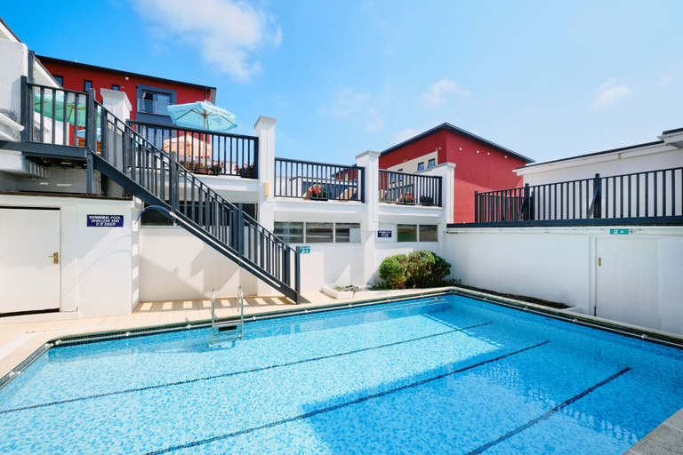 Sport & Beauty 5, Kilbirnie Hotel, Cornwall