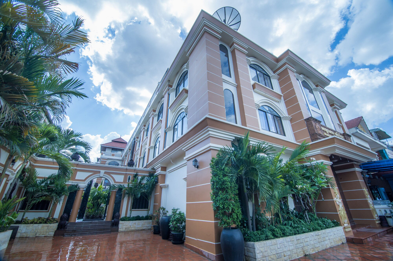 Exterior & Views 2, Reaksmey Chanreas Hotel, Siem Reap