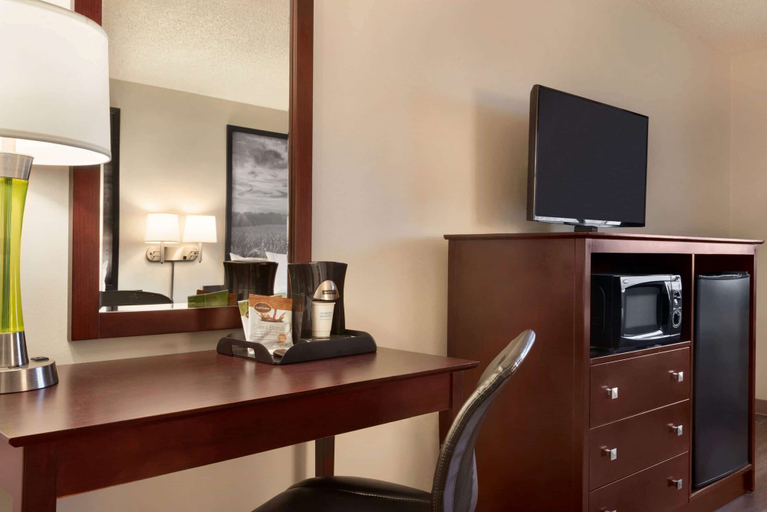 Others 5, Super 8 by Wyndham Bethany MO, Harrison