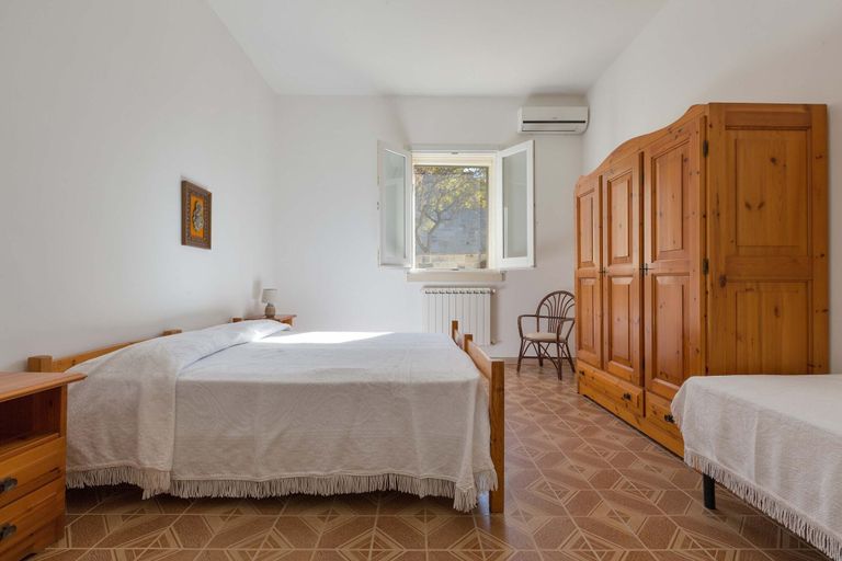 Room 4, 2713 Tenuta Cornacchia - Appartamento Brown by Barbarhouse, Lecce