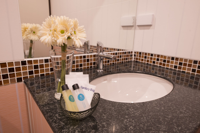 Bathroom 4, U Duay Gan Garden Home, Warin Chamrap