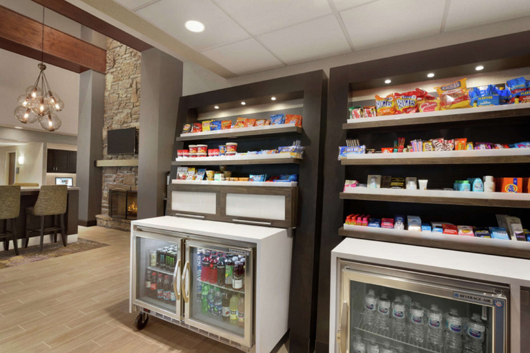 Food & Drinks 4, Hampton Inn & Suites Springdale, Washington