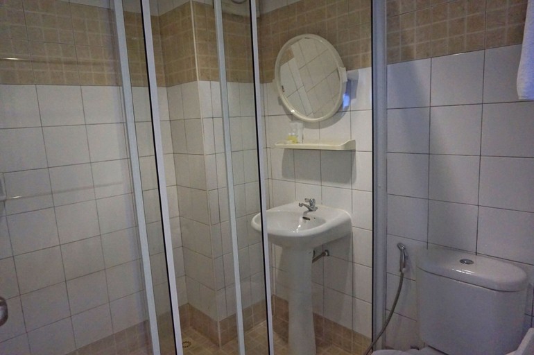 Bathroom 4, The Majestic Sakon Nakhon, Muang Sakon Nakhon