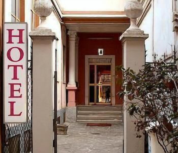 Exterior & Views 2, Hotel Mercurio, Milano