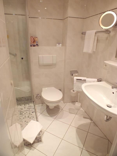 Bathroom 4, Best Western Hotel Das Donners, Cuxhaven