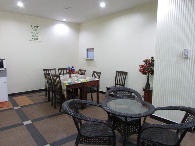 Others 4, Safari Hotel, Ampang