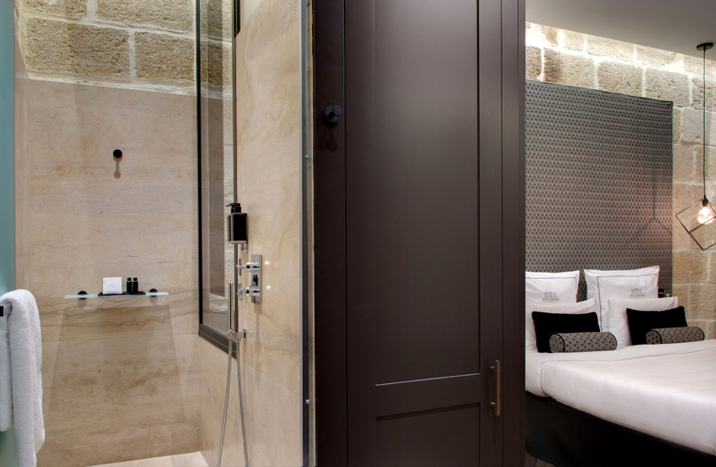 Bathroom 5, Boutique Hôtel des Remparts, Gard