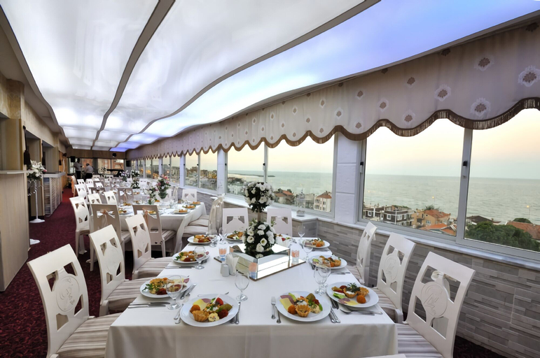 Food & Drinks 5, Grand Atakum Hotel, Merkez