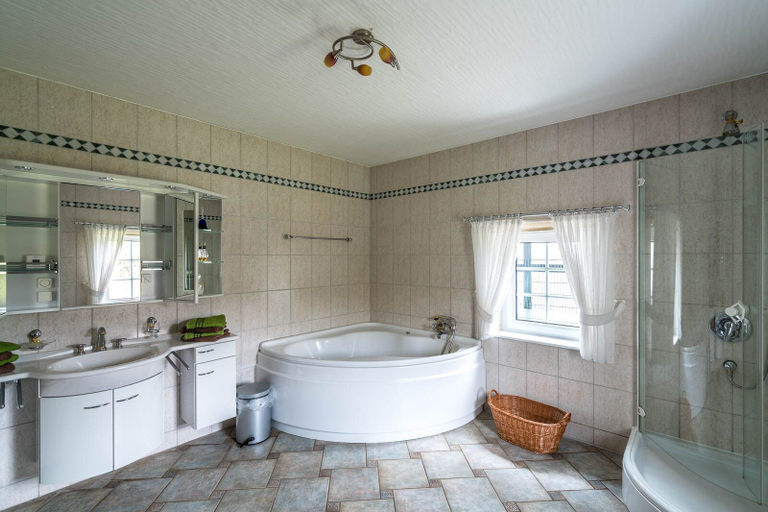 Bathroom, Ferienhaus Stift Ennenbach, Rhein-Sieg-Kreis