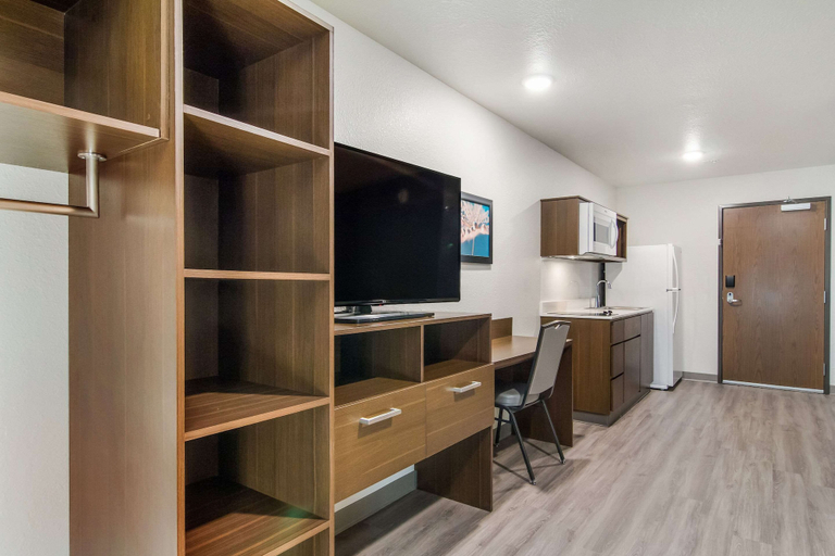 Bedroom 3, WoodSpring Suites Jacksonville Baymeadows, Duval