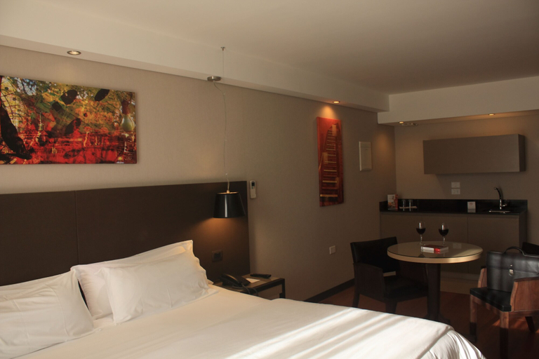 Bedroom 2, Axsur Design Hotel, Montevideo