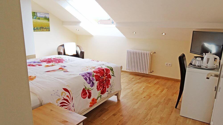Bedroom 2, Casa Cristina- Kurpension und Appartements, Breisgau-Hochschwarzwald