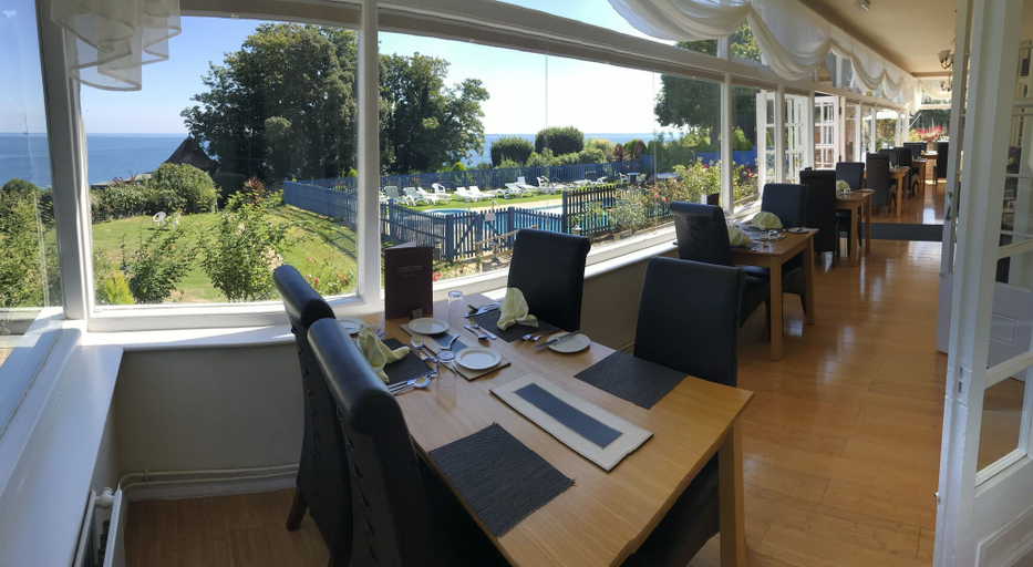 Food & Drinks 5, Luccombe Manor Country House Hotel, Isle of Wight