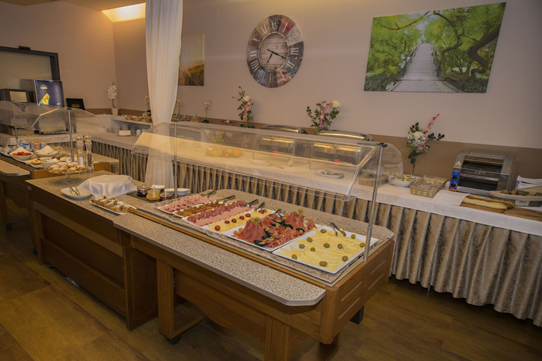 Food & Drinks 5, Hotel Safir Casino, Trieste