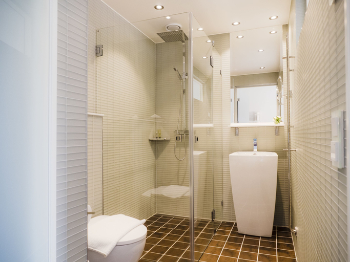 Bathroom 5, Hotel Lundia, Lund