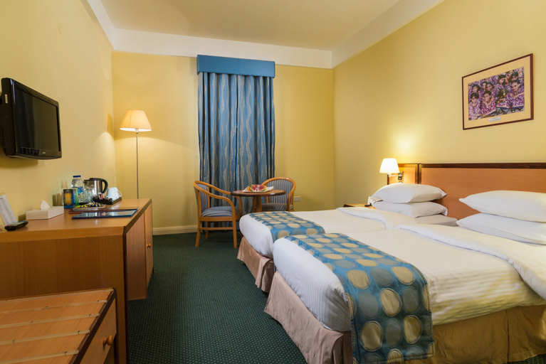 Bedroom 4, Best Western Sur, Sur