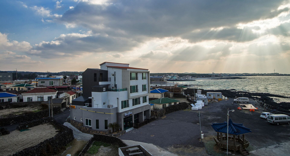 Sleep in the Sea, Jeju
