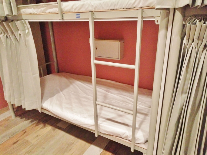 Bedroom 4, Happy Inn, Taichung