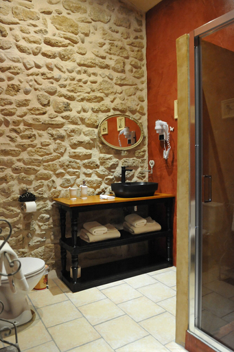 Bathroom 5, Le Mas Terre des Anges, Vaucluse