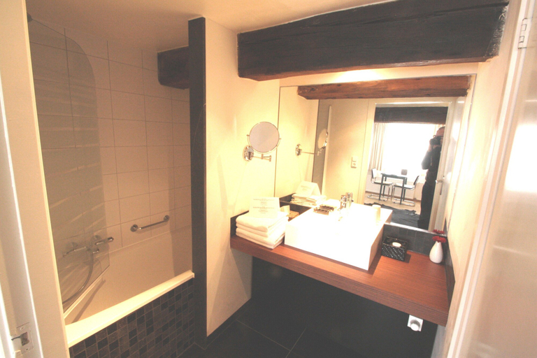 Bathroom 4, Hotel Dis, Maastricht