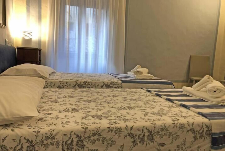 Bedroom 5, AlbergoDiffusoVolterra, Pisa