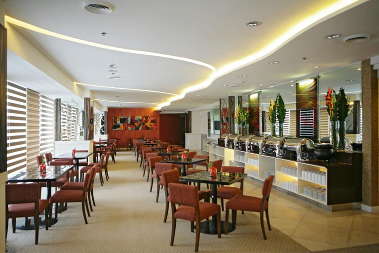 Food & Drinks 5, St Giles Makati, Makati City