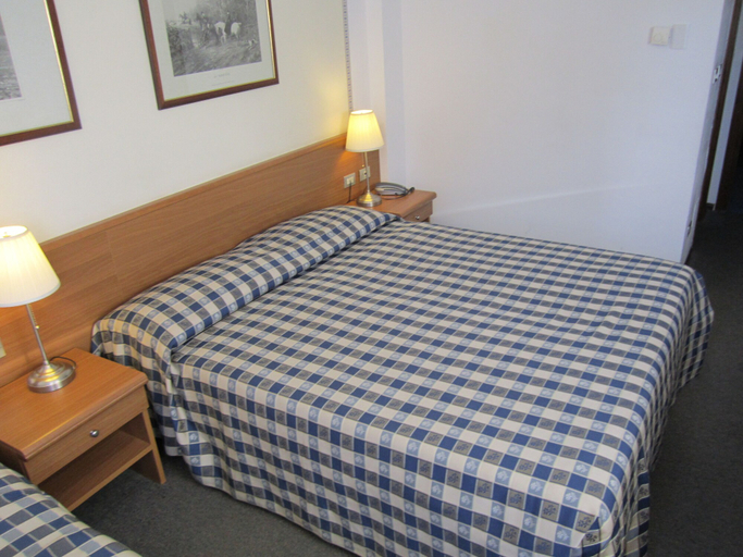 Bedroom 3, Hotel de la Telecabine, Aosta