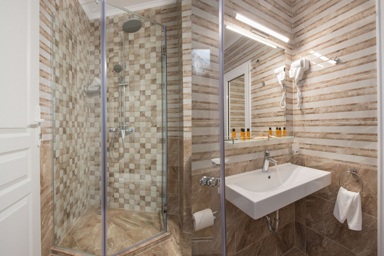 Bathroom 4, Marina Sands Bijou Boutique Hotel - All Inclusive, Nesebar