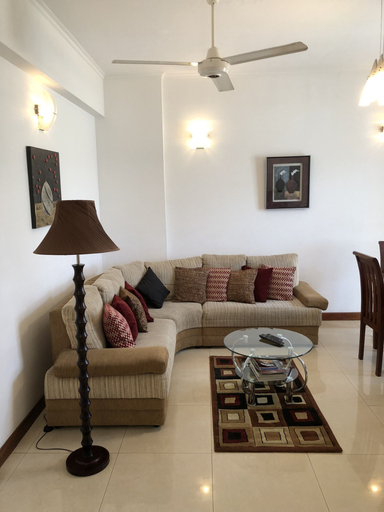 Others 4, Hedges Court Residencies Town Hall-2 Room 3 Bed Apartment, Colombo